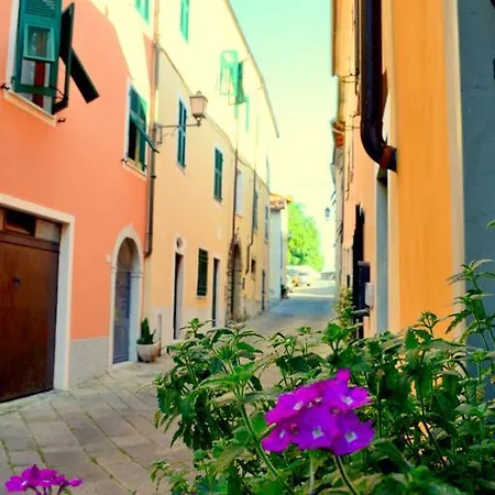 Apartment Vento Di Luna Castelnuovo Magra